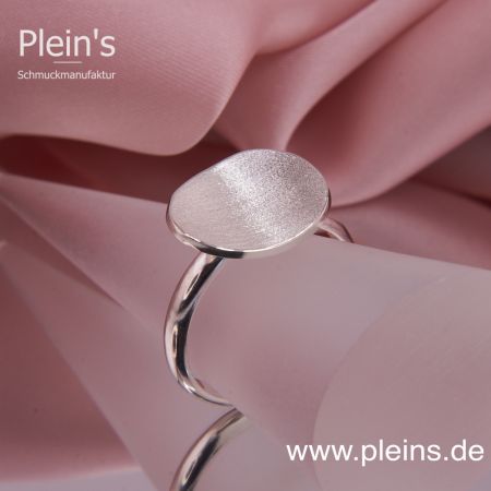 Silber Ring halbrund mit Platte